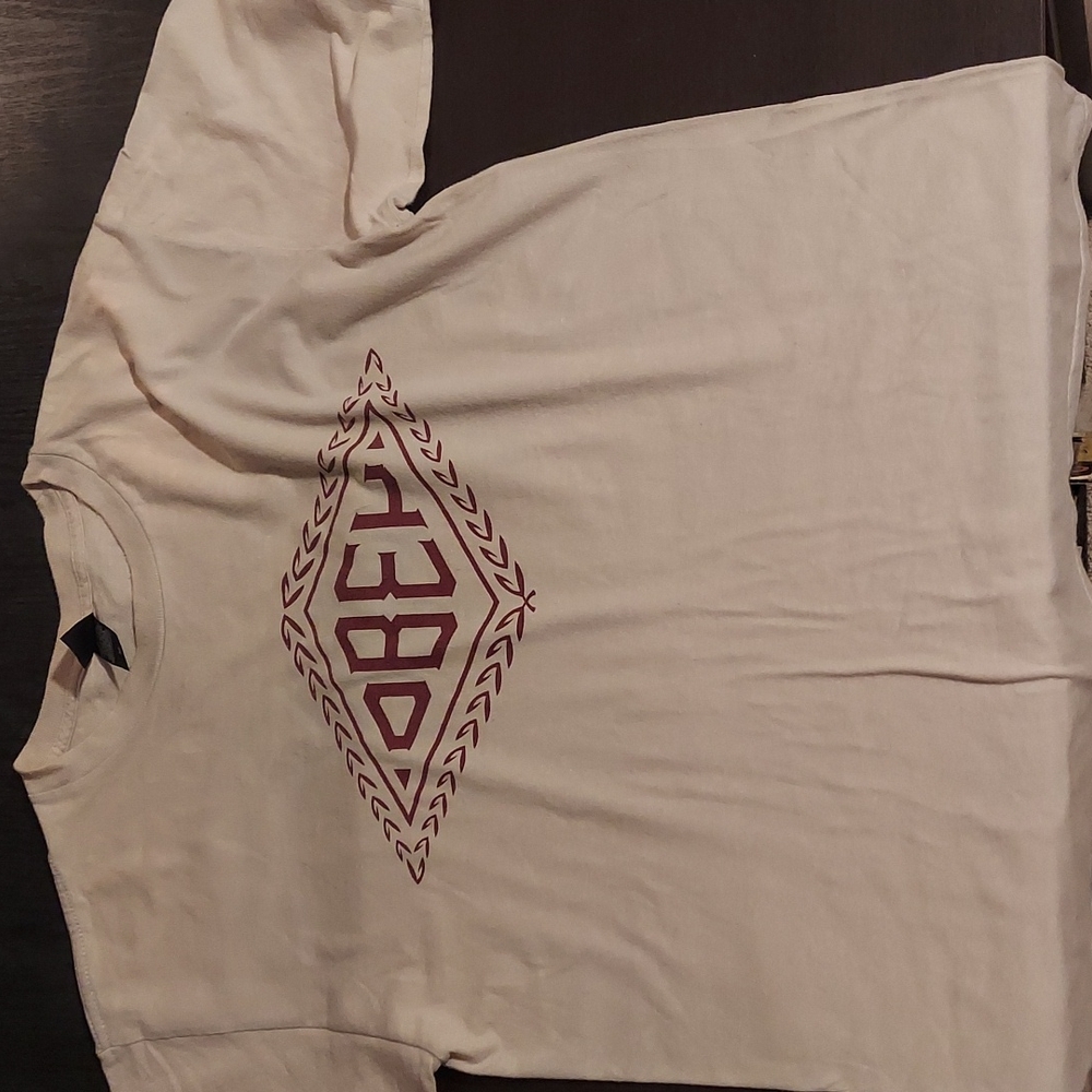 Obey t-shirt